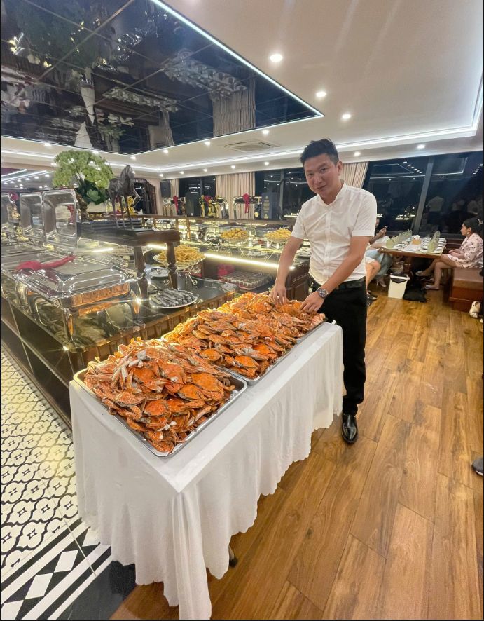 Fresh crabs served from the onboard buffet